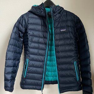 Patagonia Women's Down Sweater Hoody, Size Medium, Blue